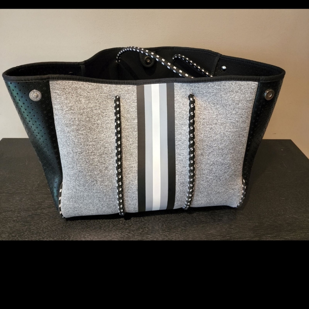Neoprene tote bag
